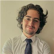 Etudiant à l'Ecole Normale Supérieure, diplômé de sciences politiques, de droit, de philosophie et d'histoire.